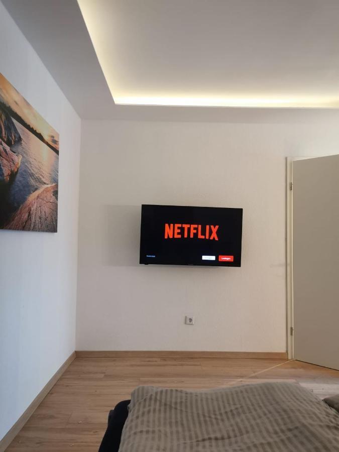 Frisch sanierte Ferienwohnung 2 min vom Südstrand - Balkon - PAY TV Wilhelmshaven Exterior foto